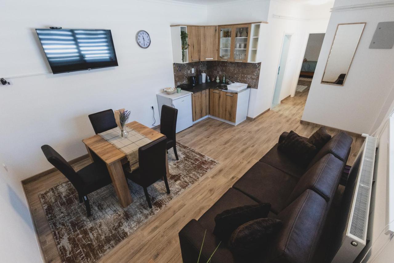 Alfa Apartmani Subotica Exterior photo
